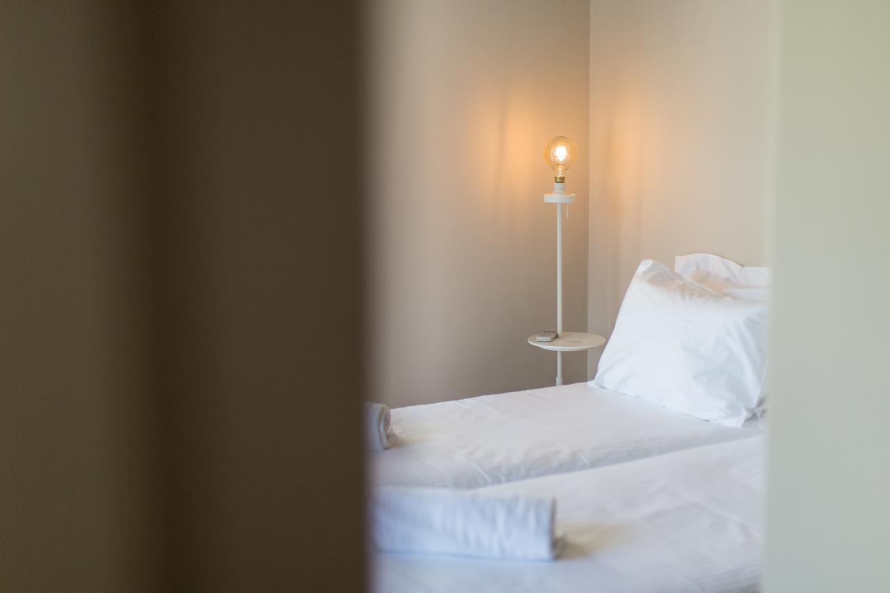 Aba Junior Apartment Veikou Street Athén Kültér fotó