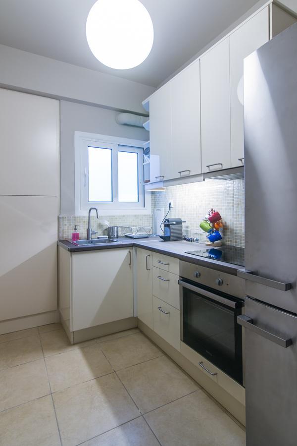 Aba Junior Apartment Veikou Street Athén Kültér fotó